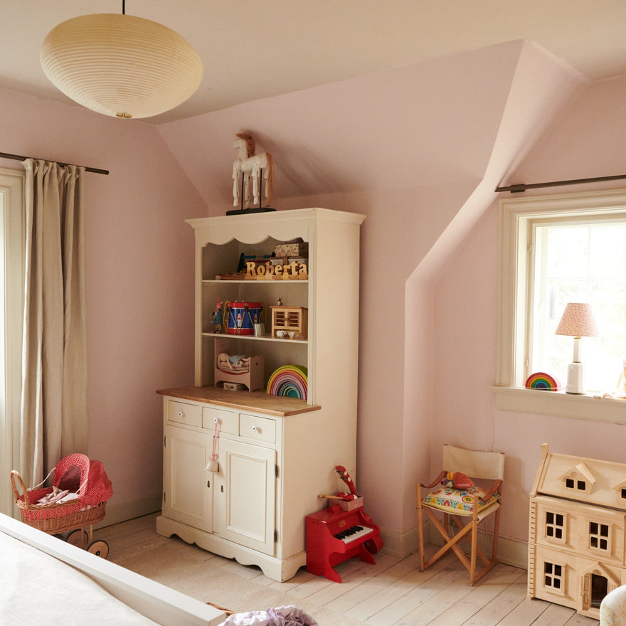 Roberta & Luna's Room, 4 & 3 years old