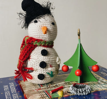 Knitted Snowman