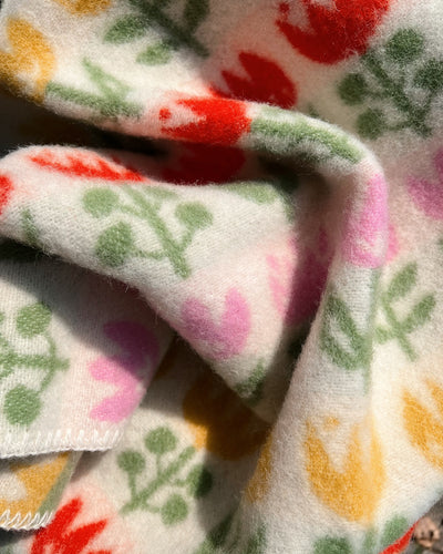 Organic Wool Blanket Tulips