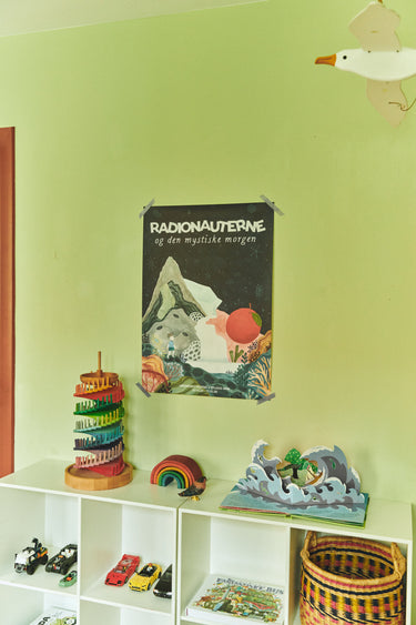 Mumifamilien finder hjem pop-op bog