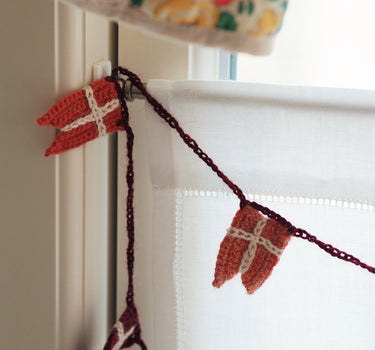 Knitted Flag Garland