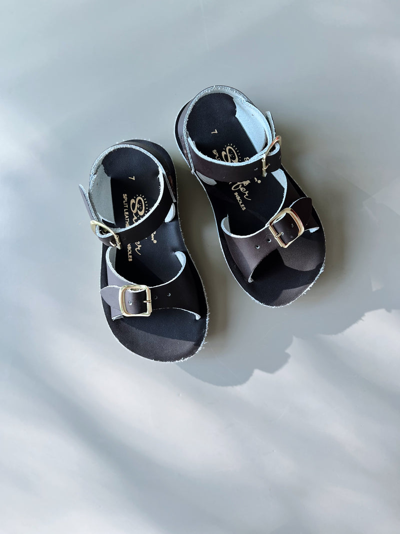 Surfer Sandals, Dark Brown