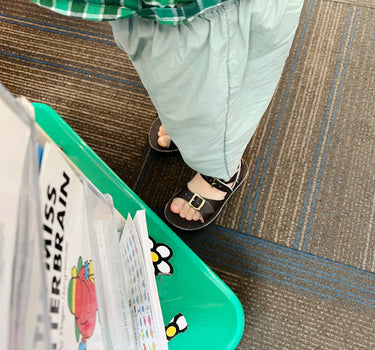 Surfer Sandals, Dark Brown